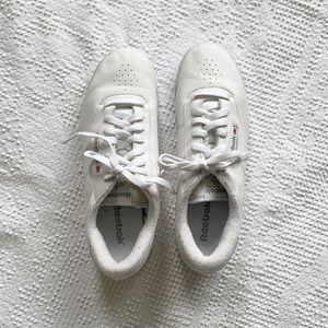 VINTAGE Reebok Classic Sneakers